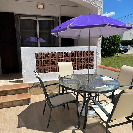 Appartement Situe A 100 M De La Plage Empuriabrava Luaran gambar