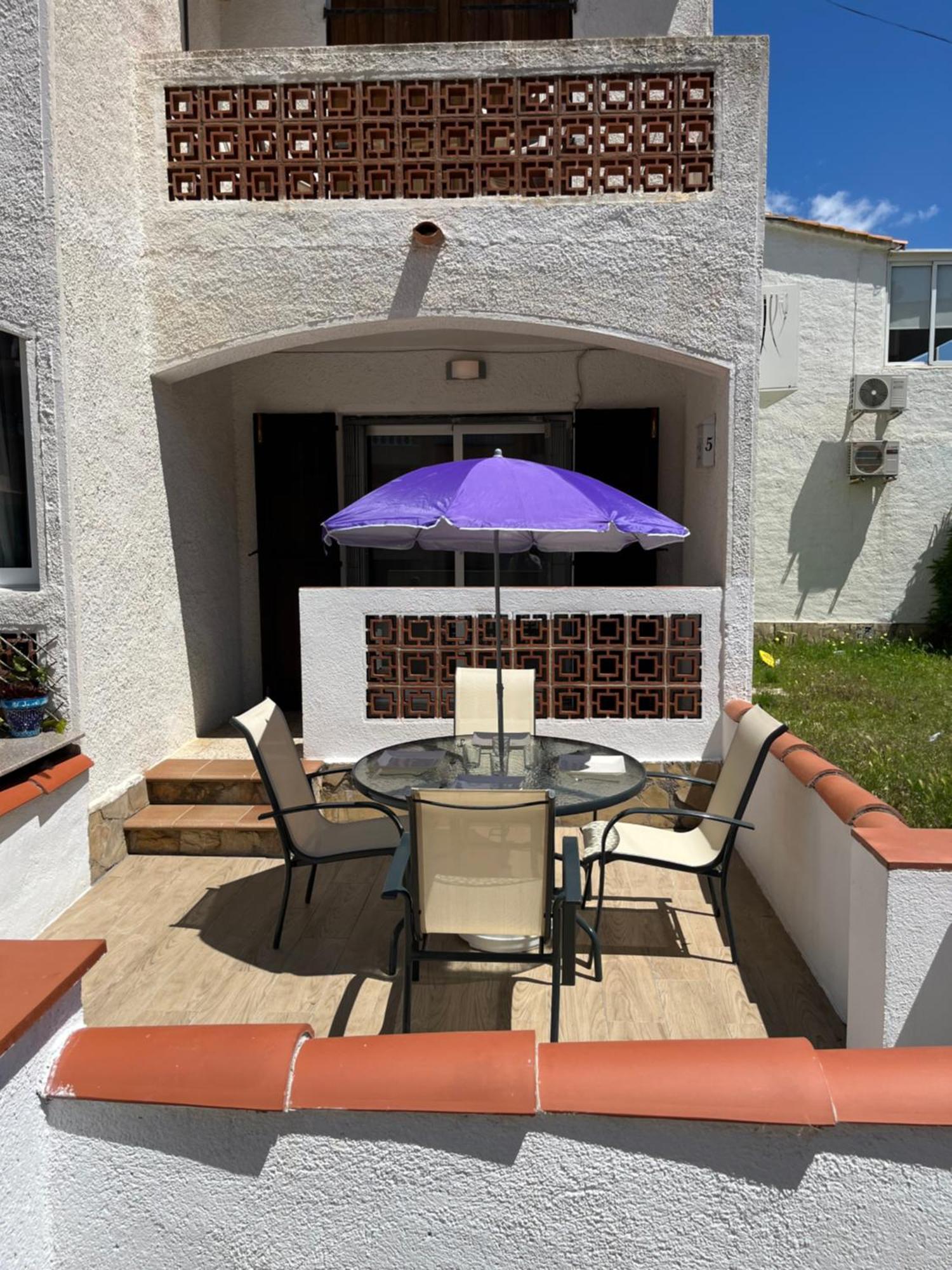 Appartement Situe A 100 M De La Plage Empuriabrava Luaran gambar