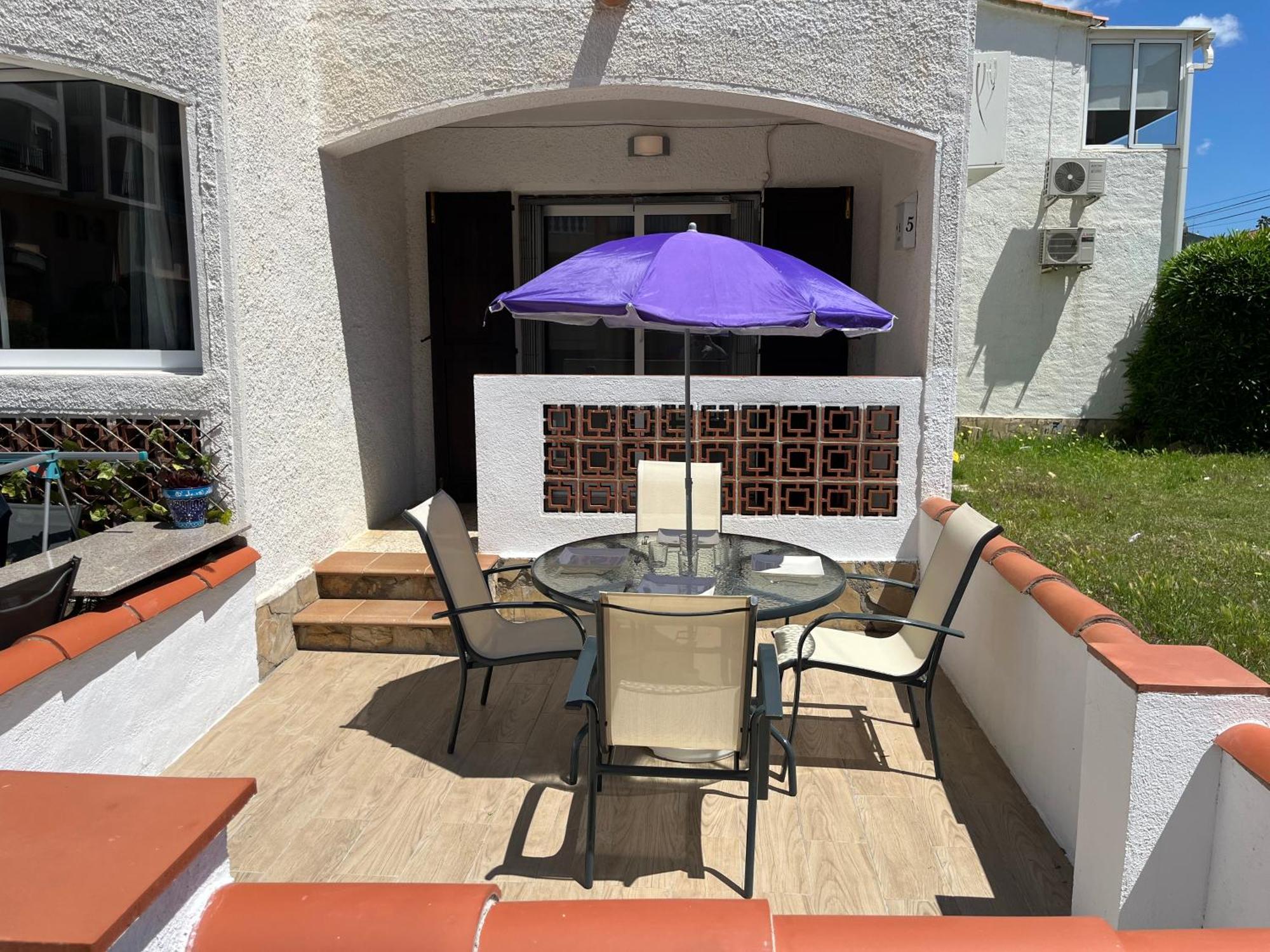 Appartement Situe A 100 M De La Plage Empuriabrava Luaran gambar